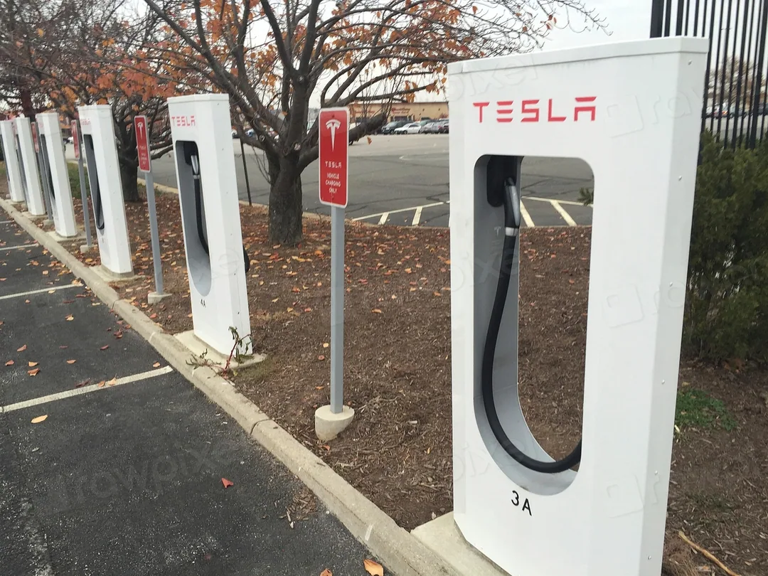 Electric vehicle battery electric vehicle charging