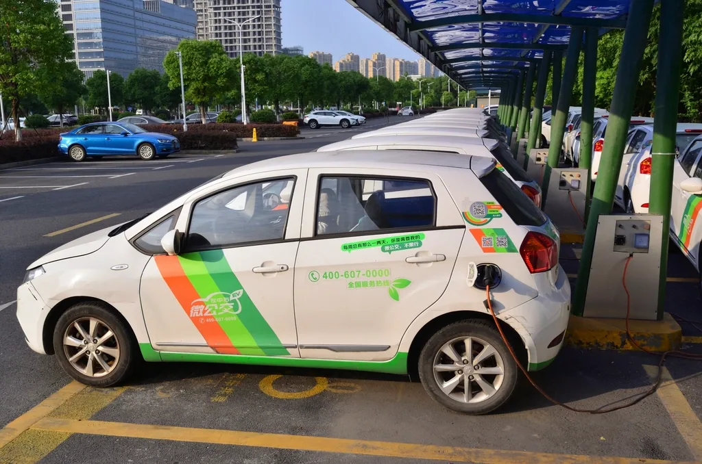 Electric vehicle battery electric vehicle charging